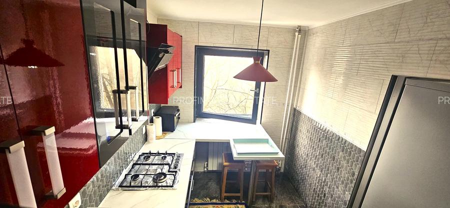 Apartament 2 camere semidecomandat zona City Park Mall Tomis 3 - 4