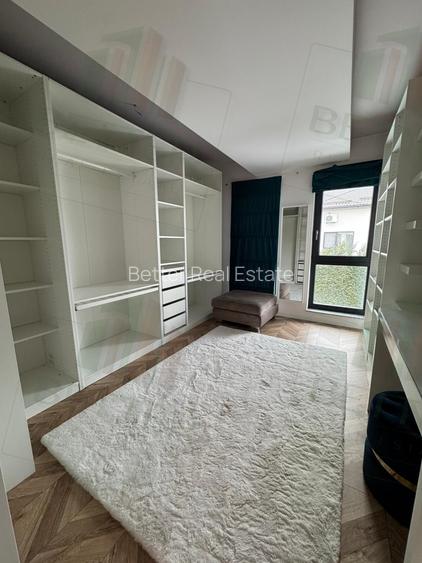 Casă individuală în Comuna Berceni | 550 mp teren | Acces asfaltat | 6 camere - 33