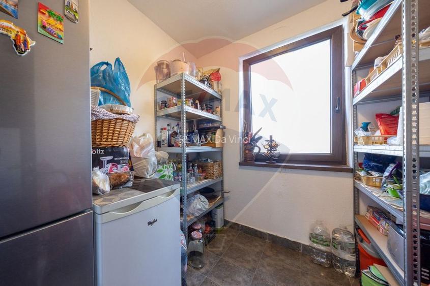 Casă de vânzare P+M - 10