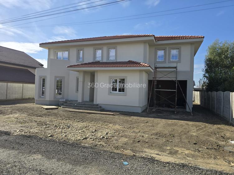 Casă individuală locație centrală toate utilitățile la asfalt Moșnița Veche - 2