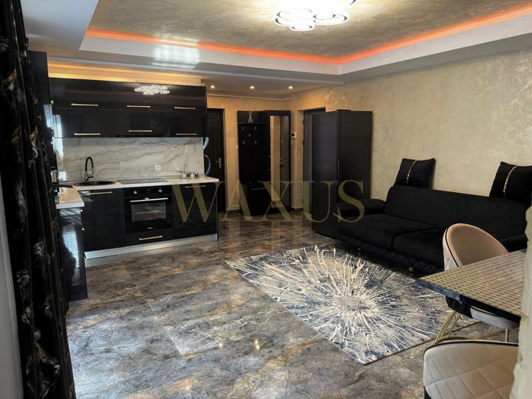 Apartament LUX 3 camere, etaj 1, loc de parcare, zona exterior