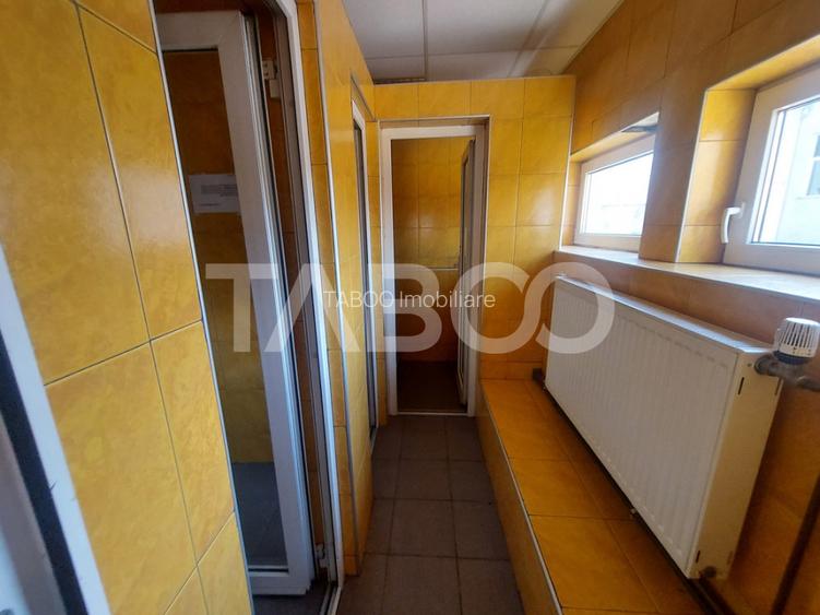 Spatiu comercial de inchiriat 6 incaperi 1300 mpu centrala zona Sibiu - 11