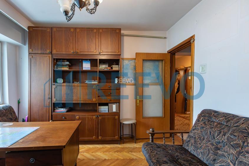 Apartament 4 camere, Ultracentral Bacau - 31