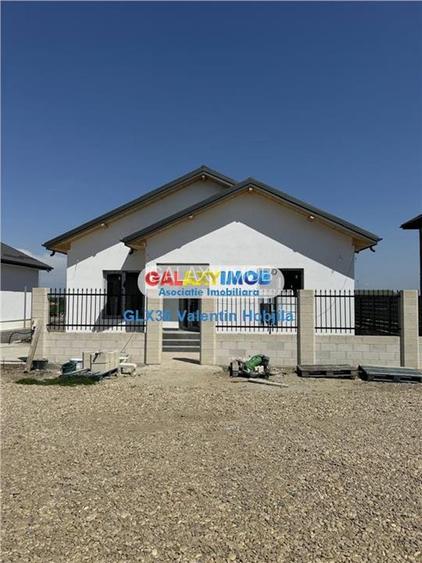 Vanzare vila p+pod 4 camere finisata Bufltea Petuniei - 6