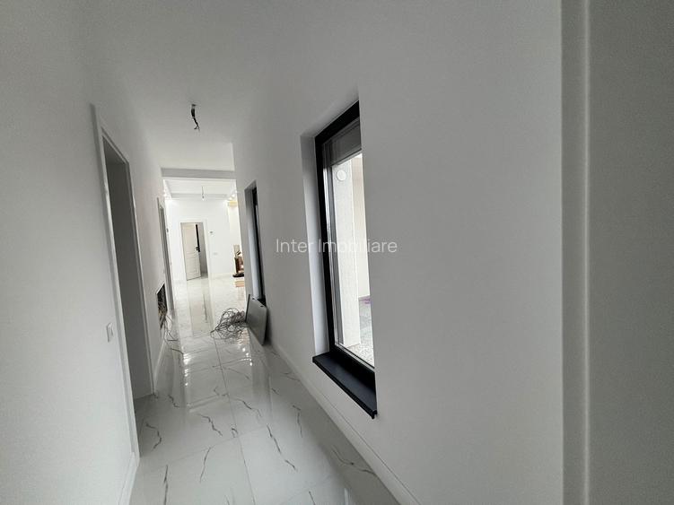 casa plan parter Valea Adinca cod 153458 tel 0731226666 - 8