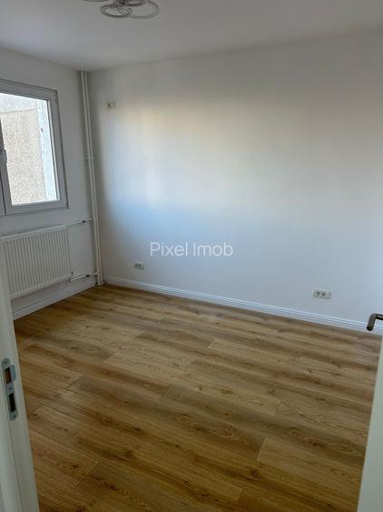 Ap 3 camere renovat Metrou Favorit la 1 minut, bloc tip Z - 13