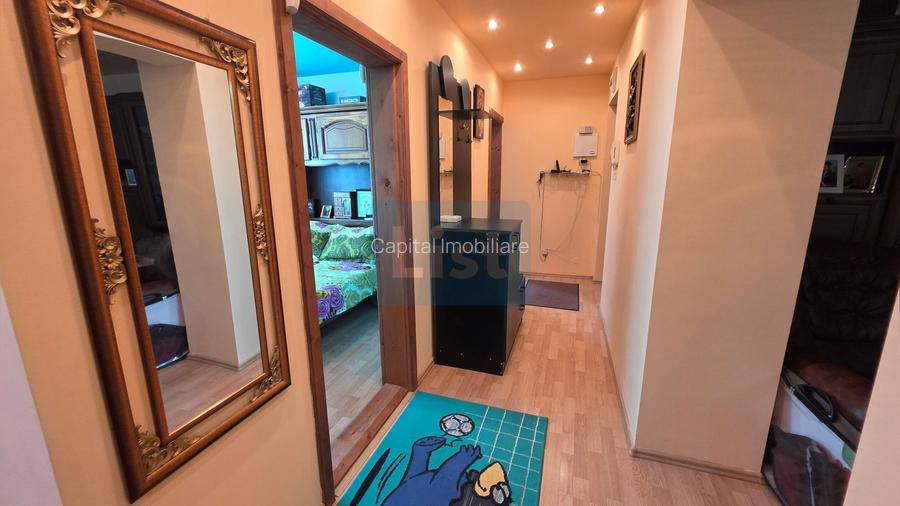 Apartament 3 camere, et. 1, Stomatologie - 2