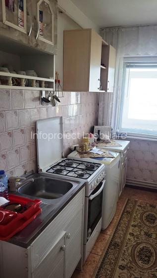 Apartament cu 2 camere, decomandat, cartier Micro 14, etaj 5, zonă liniștită - 8