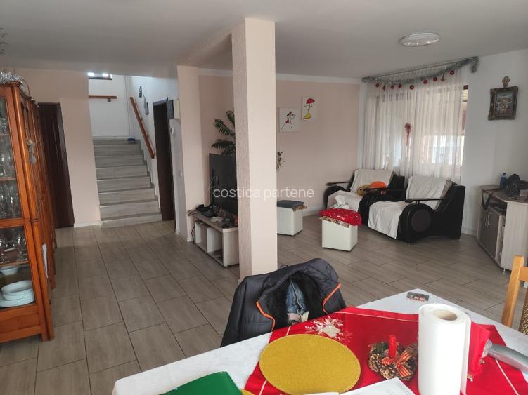 Casă de vânzare in Vărădia de Mureș  - 5