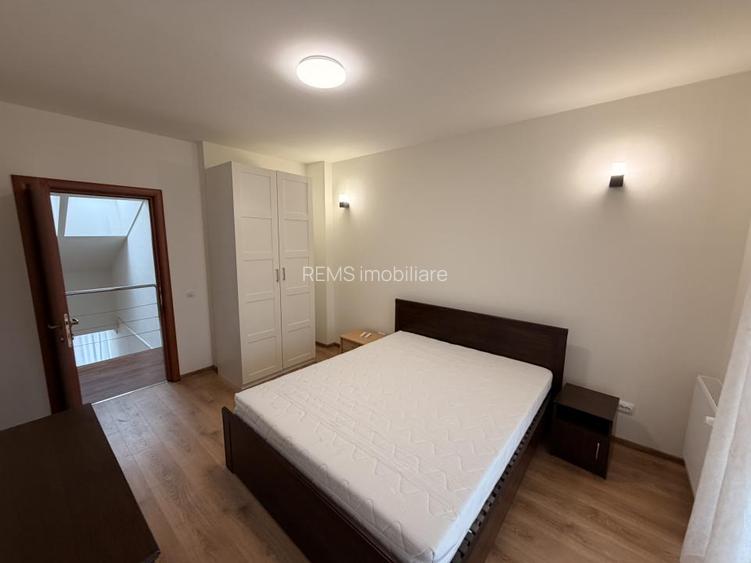 Apartament 3 camere, cu scara interioara, zona centrala - 6