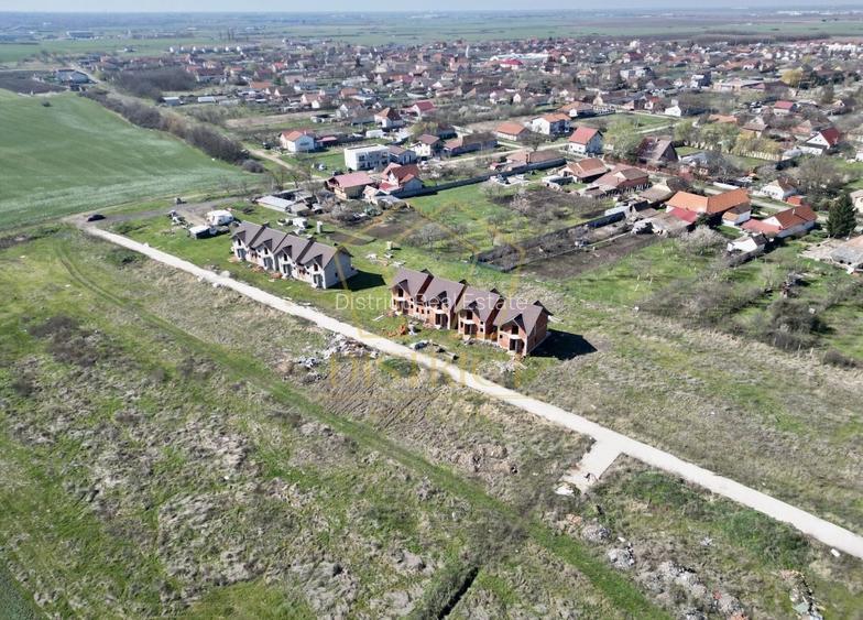 Parcele teren intravilan duplex/ case insiruite 771mp | Covaci - 3