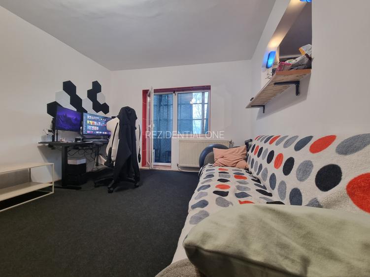 Centru- SIF MOLDOVA- Primărie- Apartament 2 camere la etajul 2 - 4