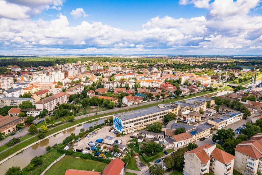 Clădire malul Râului Bega zona Fabric - 8