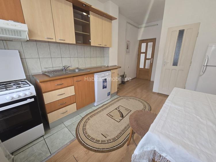 Apartament 3 camere, loc paracare, Zona Dambul Rotund, Str. Graurilor - 5