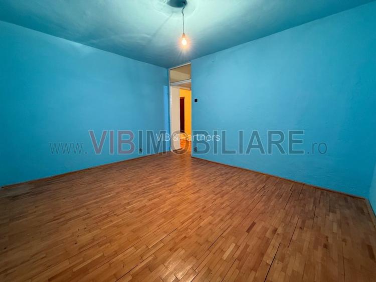 Decomandat, etaj 1, zona Odobescu - 3