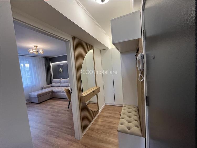 RECO Apartament  de inchiriat cu 2 camere-lux -centru - 17