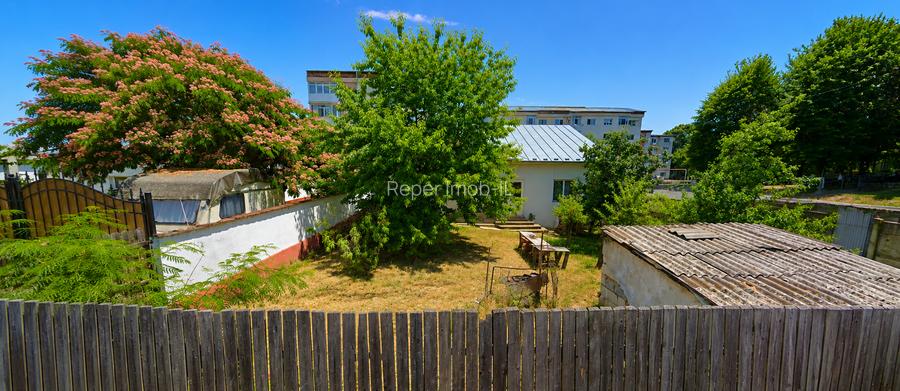 Casă 118 mp + teren 655 mp cu deschidere dublă și potențial P+4  Drăgășani - 3