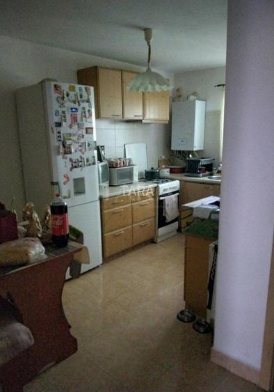 De vanzare triplex cu 3 camere in Floresti. - 2