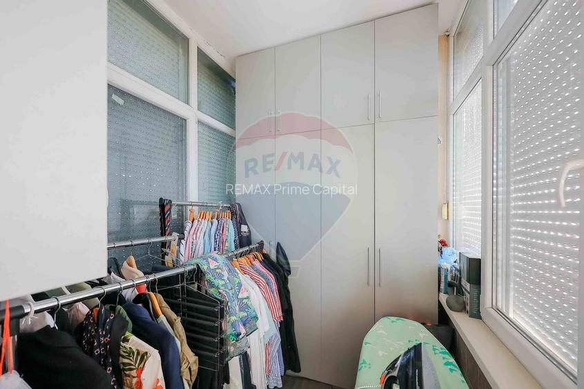 Apartament cu 4 camere și garaj de vânzare în zona Universității - 16