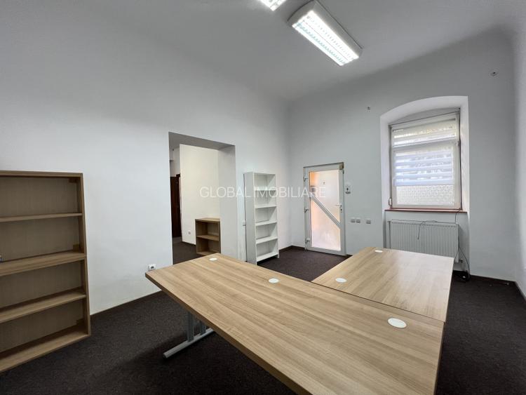 2 camere, Finisat, Curte str.Iuliu Maniu, Centru - 3