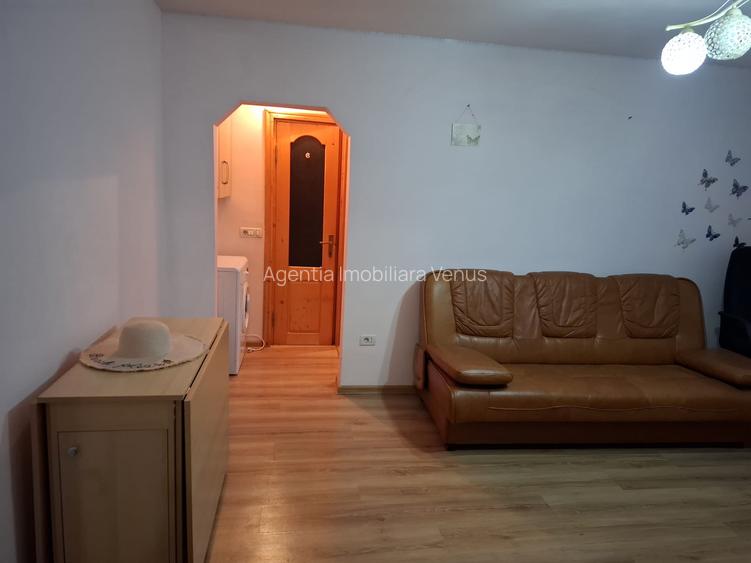 Apartament 3 camere renovat cu sarpanta - 3