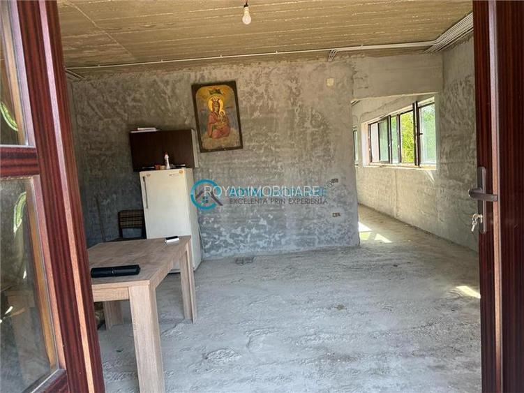 Royal Imobiliare - Vanzare Casa zona Barcanesti - 6