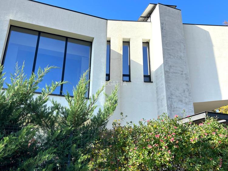 CASA CONCEPT SUSTENABILA CU POMPE DE CALDURA SI PANOURI FOTOVOLTAICE - 35