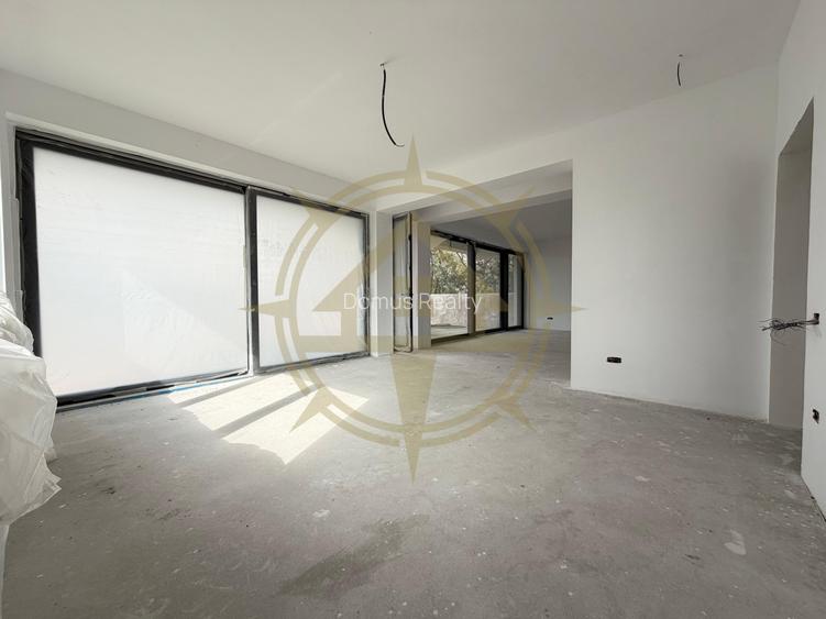 DOM00448 - Vila cu piscina infinity si iesire la lacul Snagov - 5