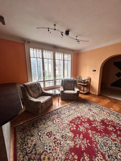 Proprietate cu doua case si anexe in Bors, Bihor - 2