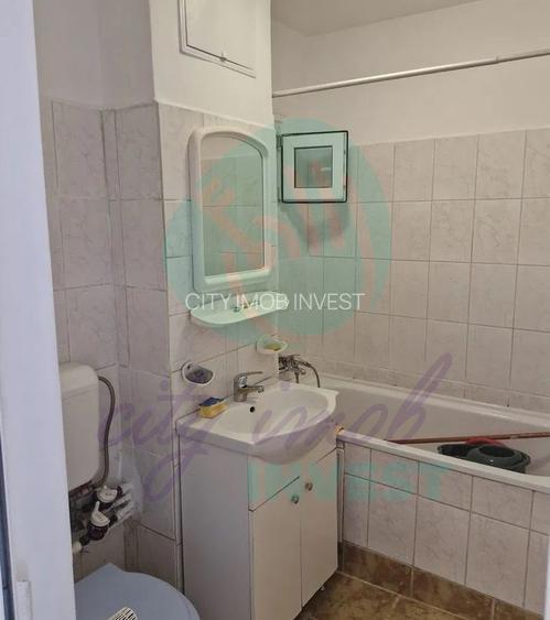 Garsoniera la 6 minute distanta de metrou - 7