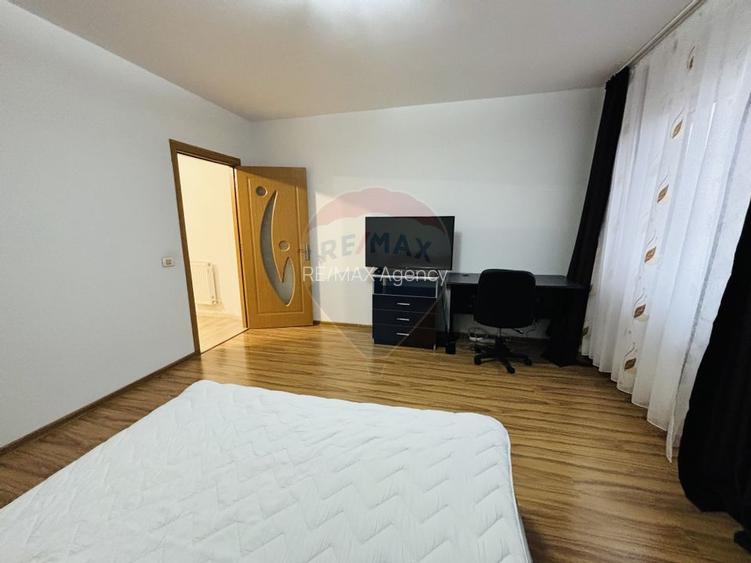 Apartament spatios de vânzare 2 camere EROILOR . VOLUNTARI A3 - 8