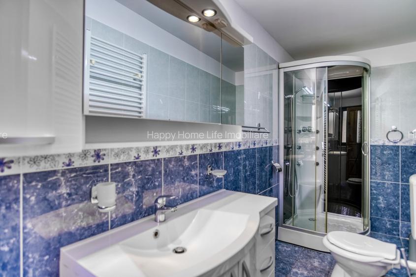 Universitate bld Carol Parcu Izvorul Rece Casa 11 camere, 2 locuri de parcare - 24