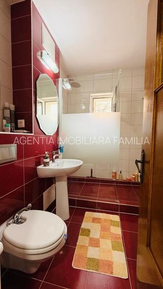 De vanzare apartament cu 4 cam dec. in Galati, piata Centrala, etaj5/7 - 11