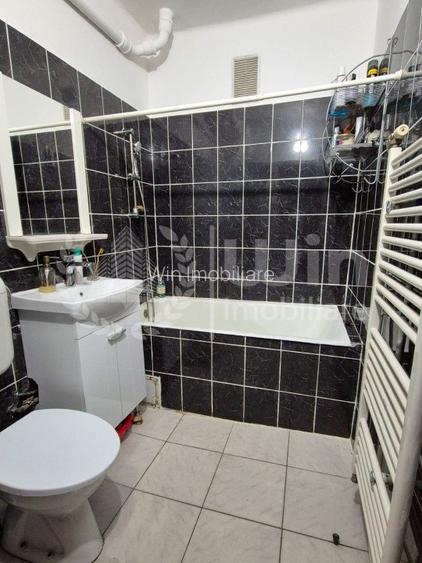 Apartament 2 camere | Decomandat | Etaj 2/4 | Zona strazii Horea - 9
