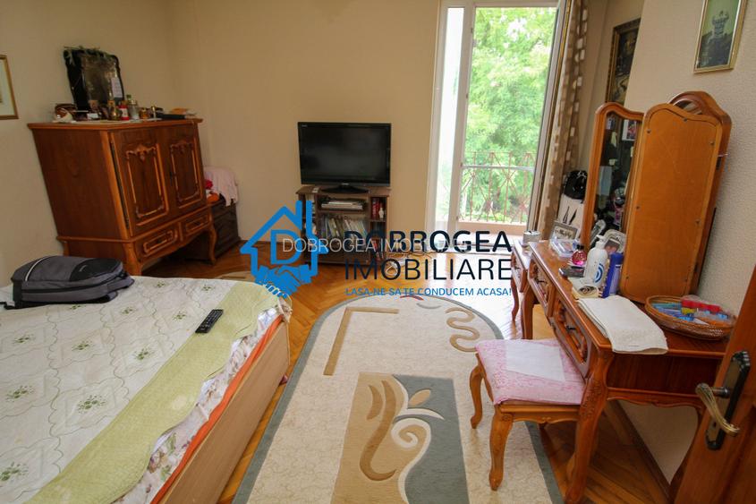 ZONA LIBERTATII - CASA DE VANZARE D+P+1+M- TEREN  1544MP. - 10