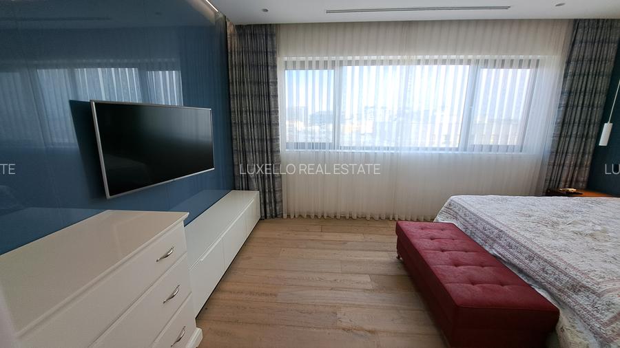 APARTAMENT 4 CAMERE CU SCARA INTERIOARA TIP LOFT -ULTRA LUX - 40