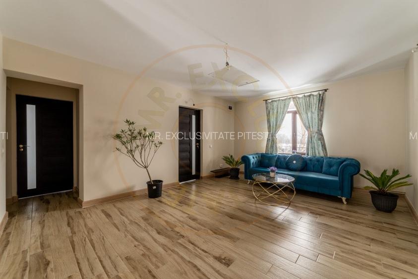 Casa imbratisata de padure - Valea Ursului, Bascov - 5