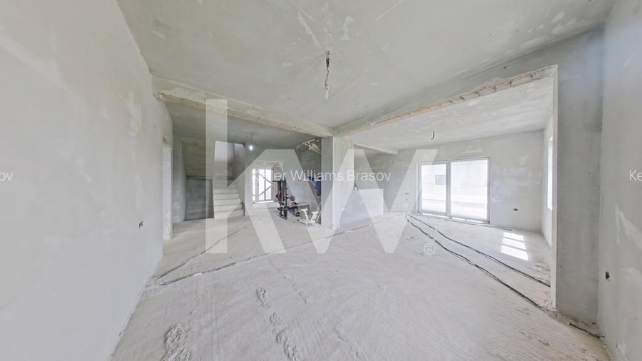 Casa cu 7 camere, 224 mp utili, teren 1000 mp | Feldioara - 11