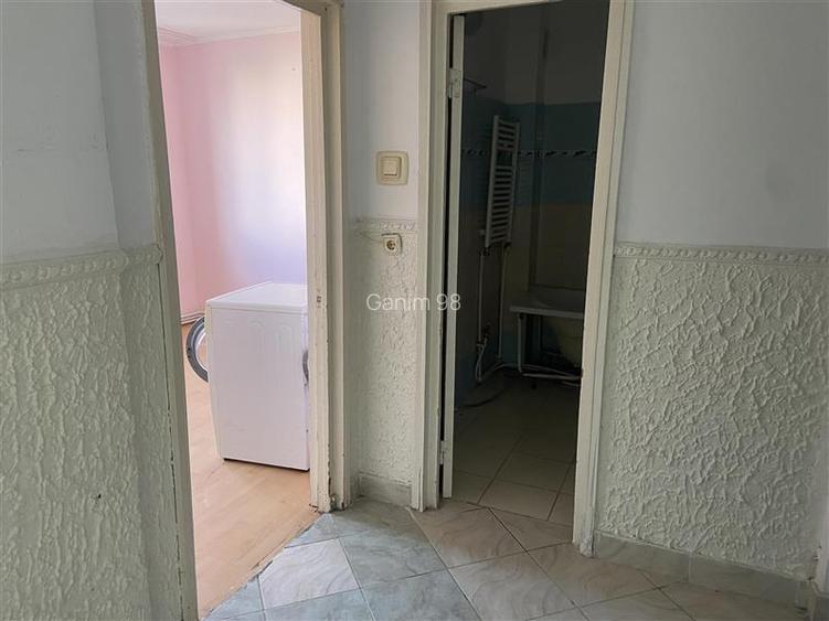 Apartament 2 camere in Focsani , cartier Sud , et 3din 4 , decomandat , 43 mp , - 14