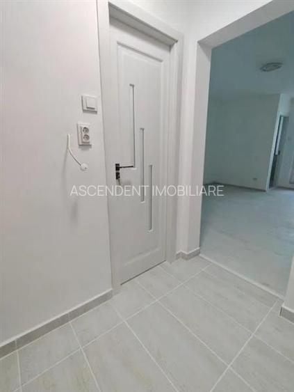 Garsoniera renovata, decomandata, in cartier Noua, Brasov - 4