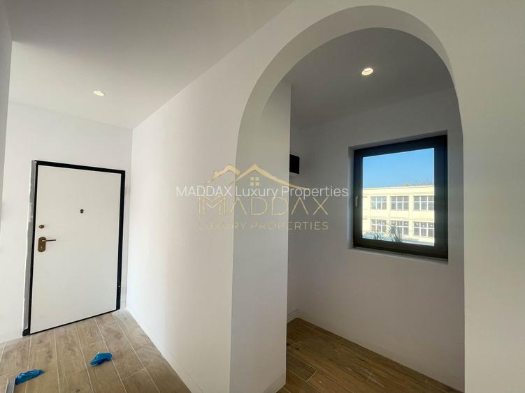 Impressive Penthouse-Triplex ** Green Building***/ 3 parking / Stefan Cel Mare - 20
