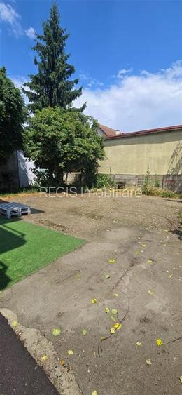 Spatiu comercial versatil intr - un imobil modern, Brasov - 19