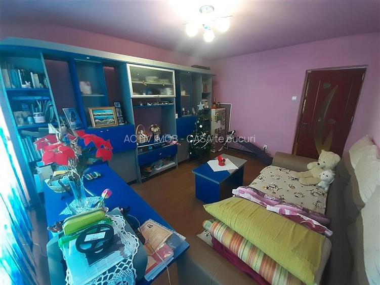 Resita, 2 Cam. Dec. Mobilat+Utilat, Parter, Micro 2 - 2