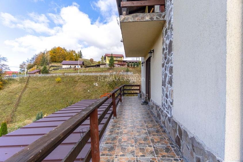 CASA cu finisaje premium de vânzare în FUNDATA, BRAȘOV| COMISION 0% - 28