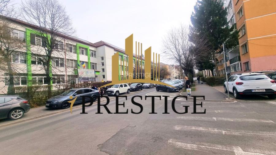 APARTAMENT 2 CAMERE DE VÂNZARE SIBIU, PIAȚA RAHOVEI, PARTER ÎNALT - 2