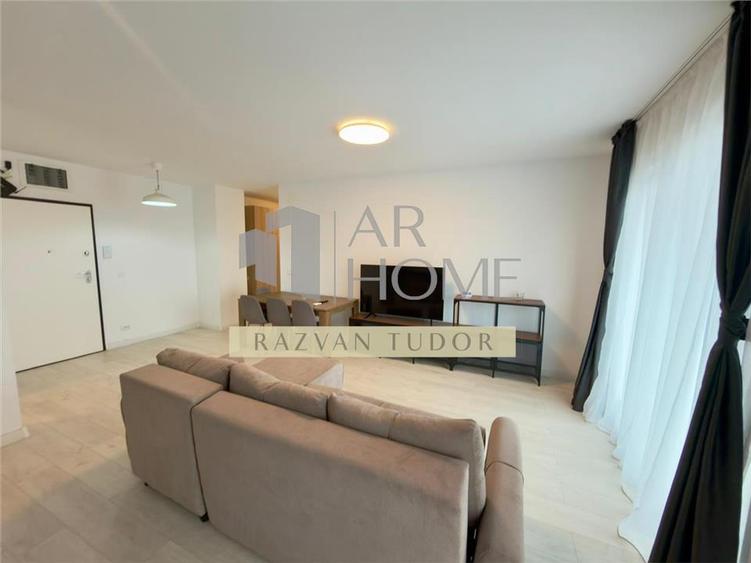 Apartament 3 camere, prima inchiriere, loc de parcare ,Ploiesti, Vest