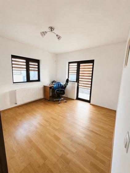 Vila individuală P+ 1, 4 camere,2 bai,foișor Safiruli - 12