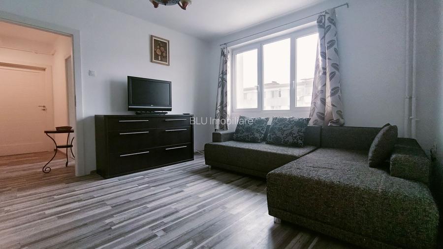 Apartament de închiriat – 3 camere, Piața Mihai Viteazu - 5