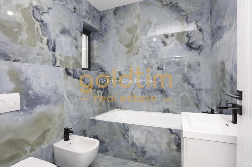 VILA SPECTACULOASA/PISCINA EXTERIOARA/VIEW PANORAMIC - 13