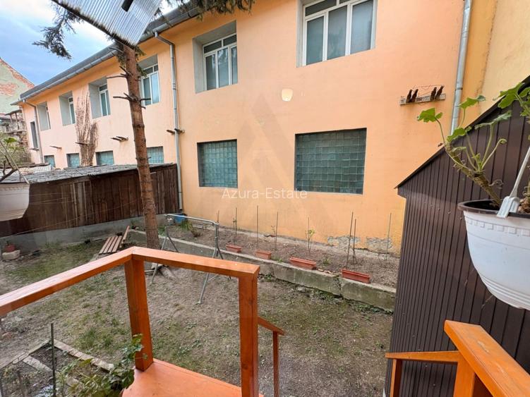 Apartament decomandat 70 mp utili 2 bai pivnita si curte 58 mp Central - 17